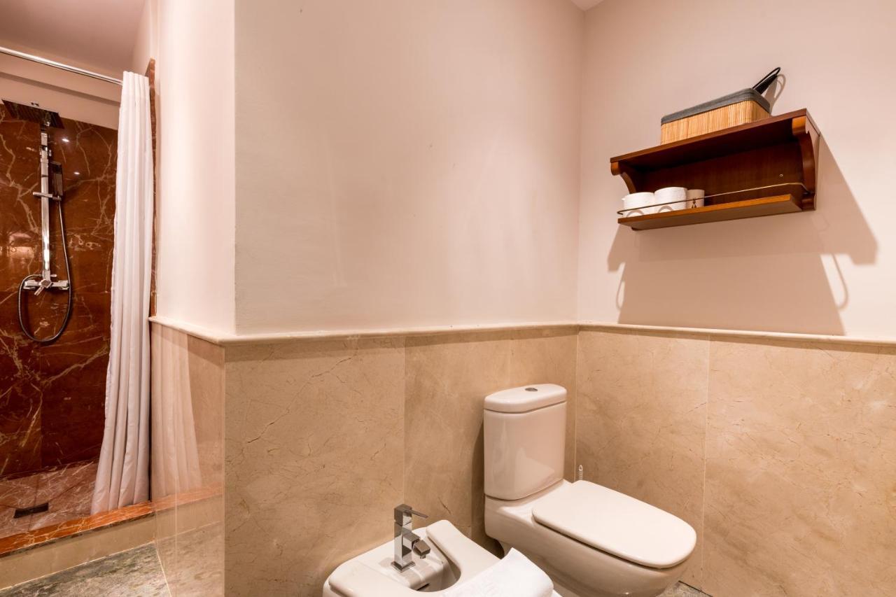 Quevedo Suite Seville Exterior photo