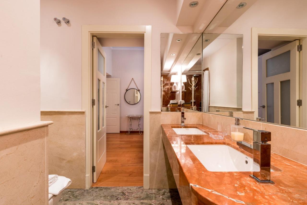Quevedo Suite Seville Exterior photo